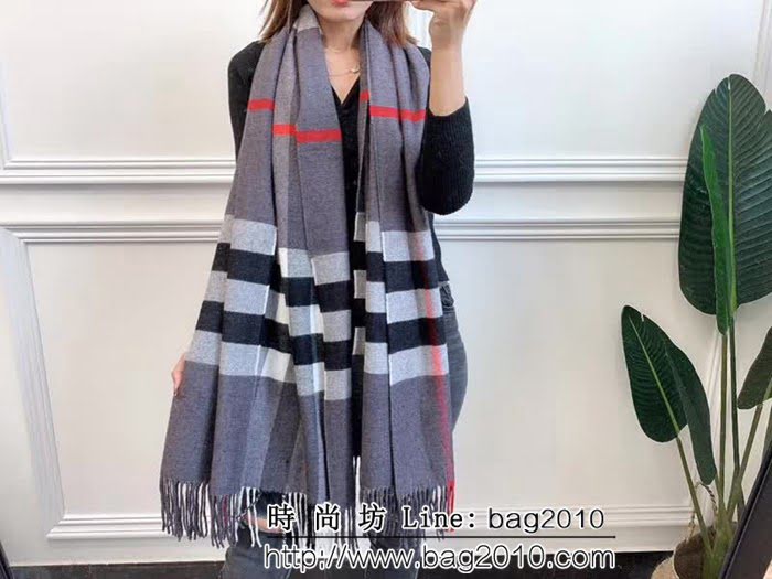 BURBERRY巴寶莉 2018最新 經典格子水貂絨圍巾 雙面兩用 LLWJ6580